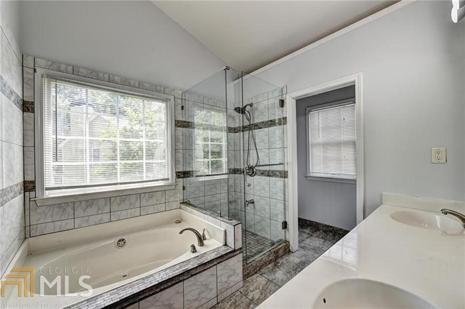 Edgehill Place - Residential