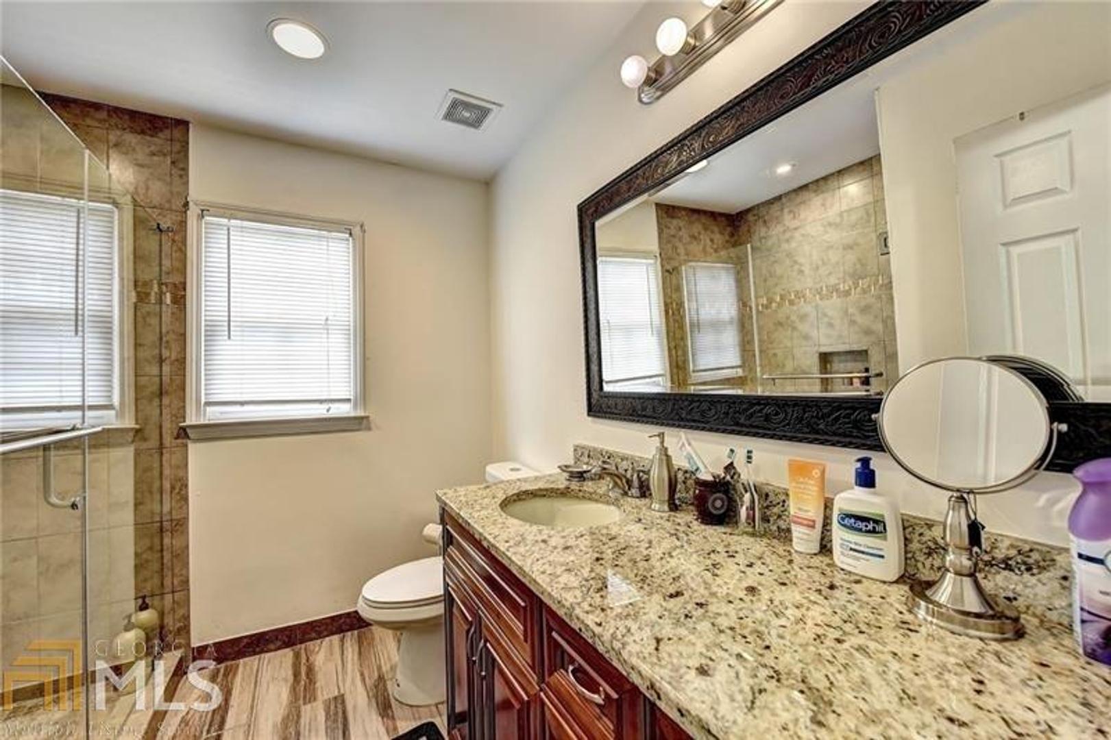Edgehill Place - Residential