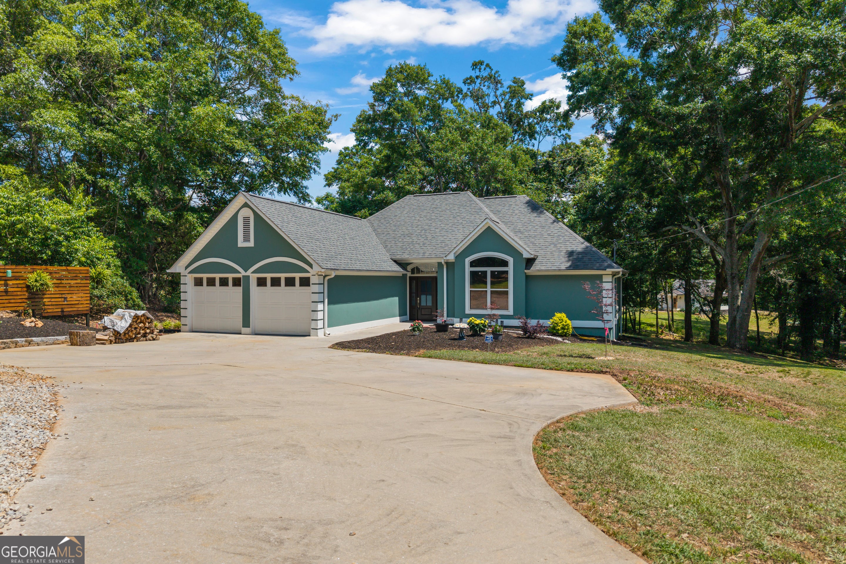 546 Old Beacon Light RD