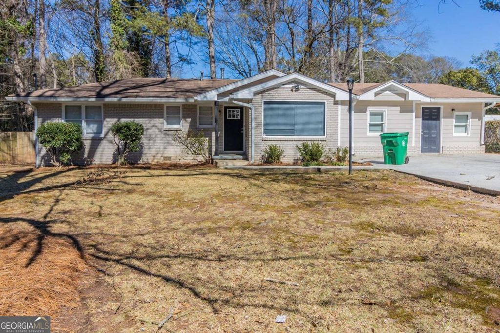 Photo of 3716 Loren Drive, Decatur, GA 30032 (MLS # 10709471)