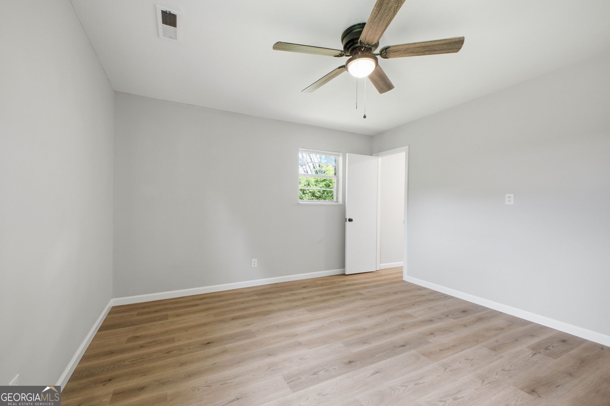 19 Lindsey DR NW