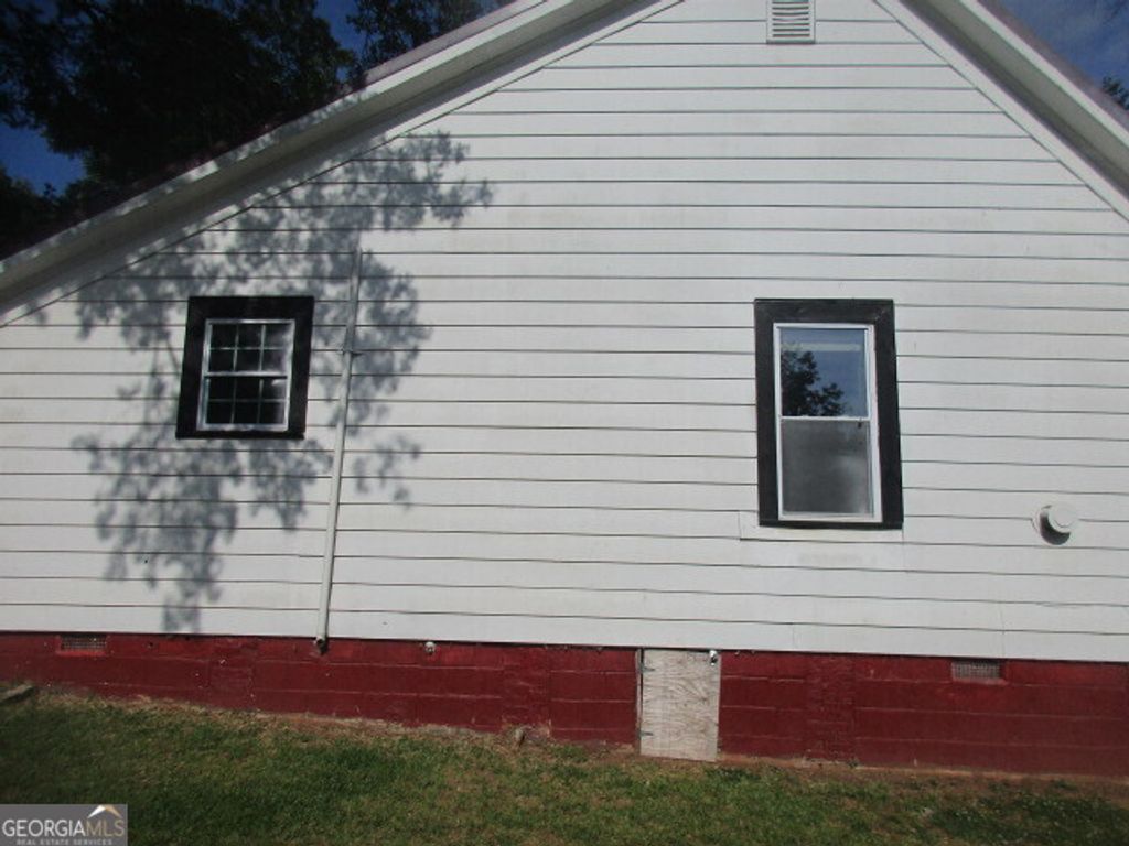 Photo of 184 Poplar Street, Griffin, GA 30223 (MLS # 10774895)