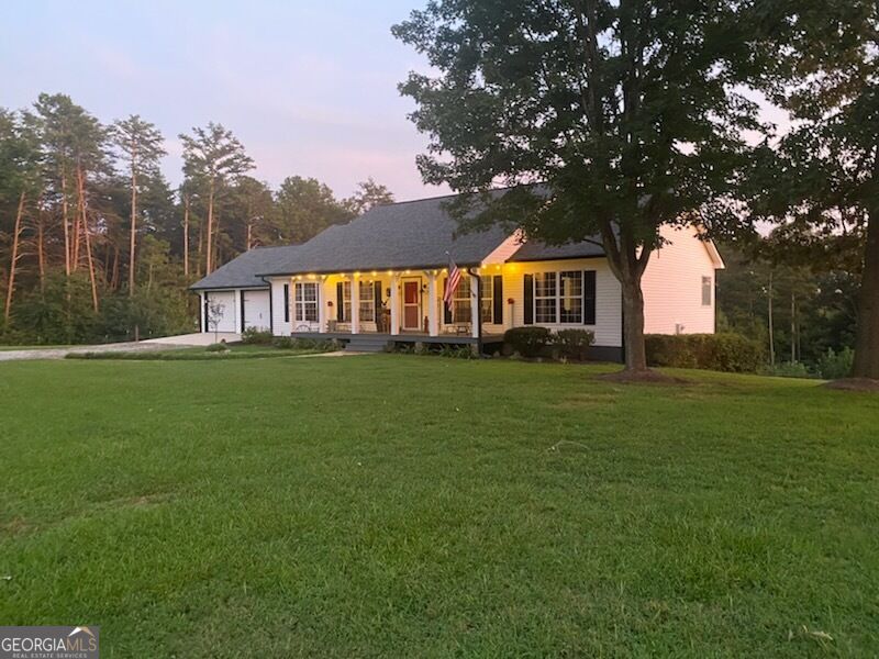4264 Highway 105