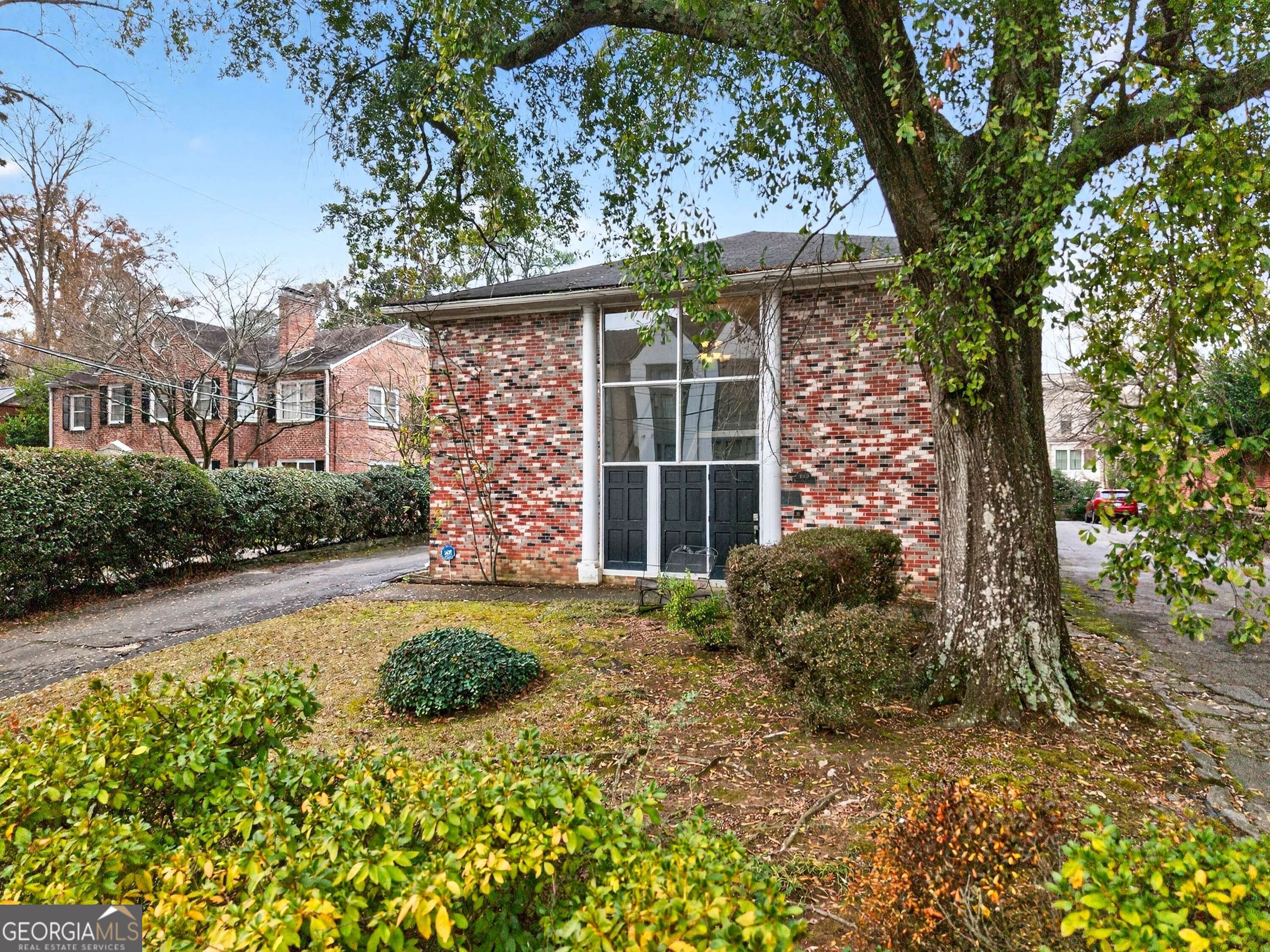 3668 Kingsboro RD NE 8