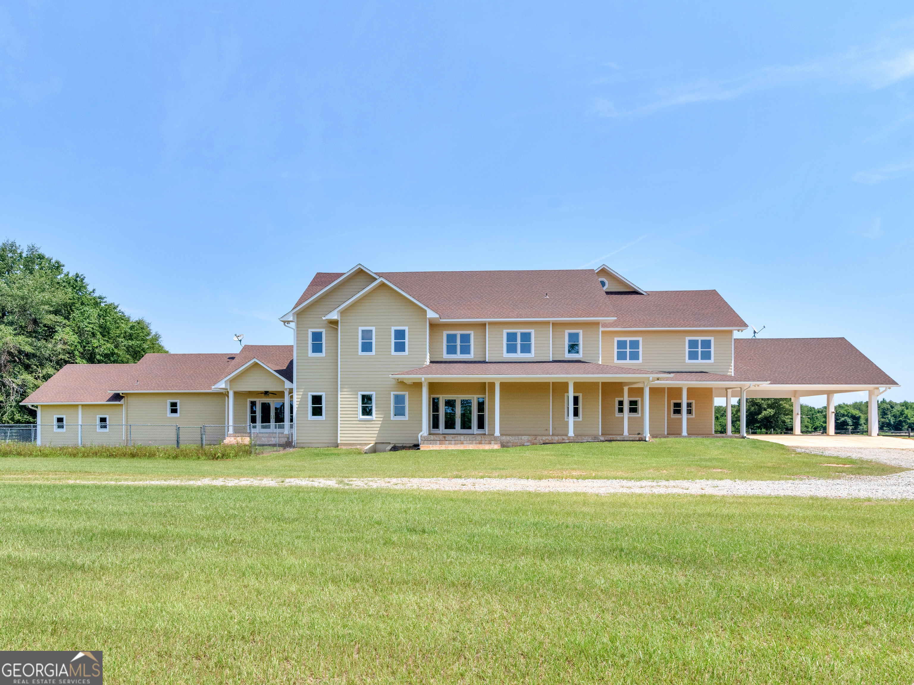 2051 Gough RD