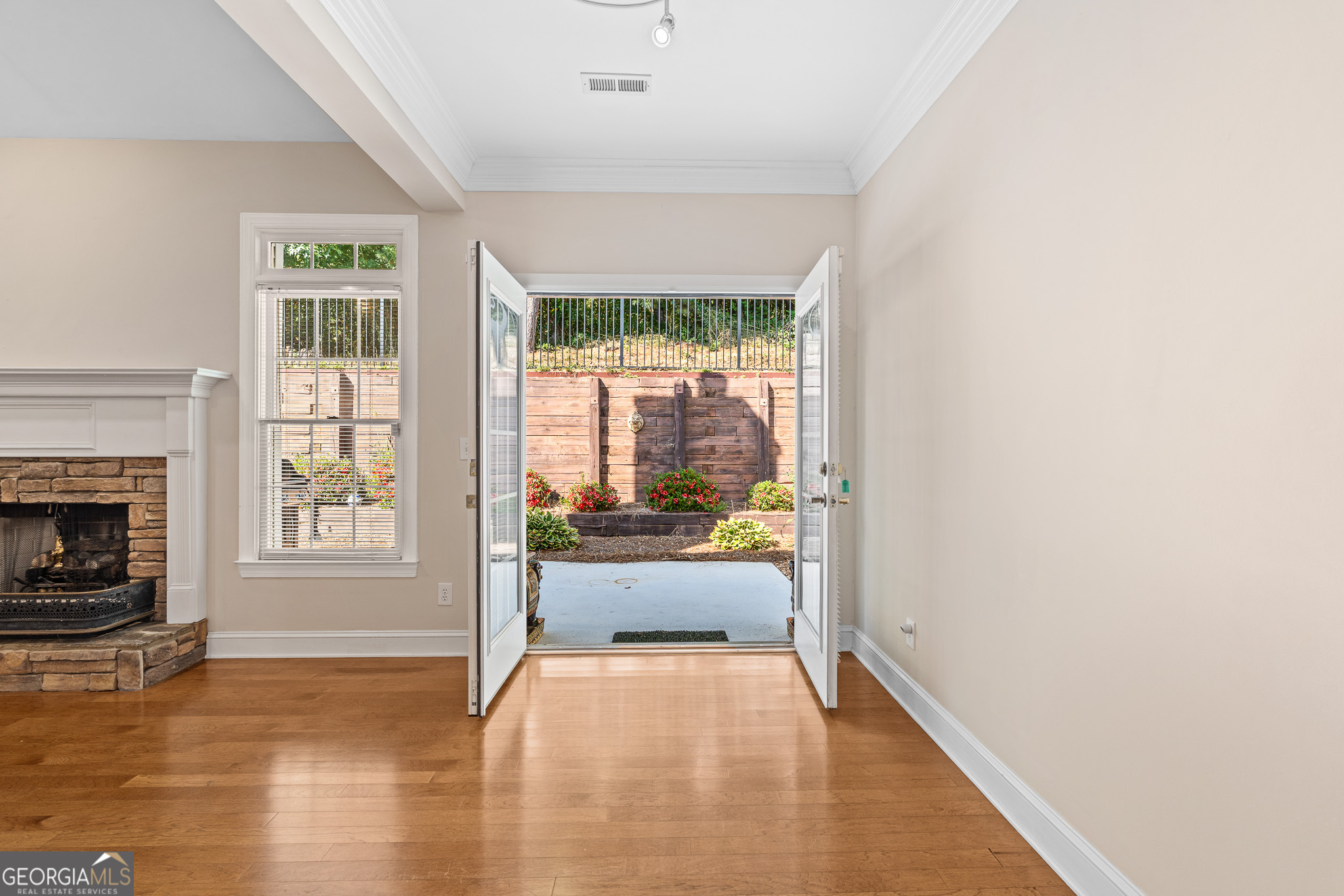 Peachtree City, Georgia 30269, United States, 2 Bedrooms Bedrooms, ,2 BathroomsBathrooms,Residential,Active,210875