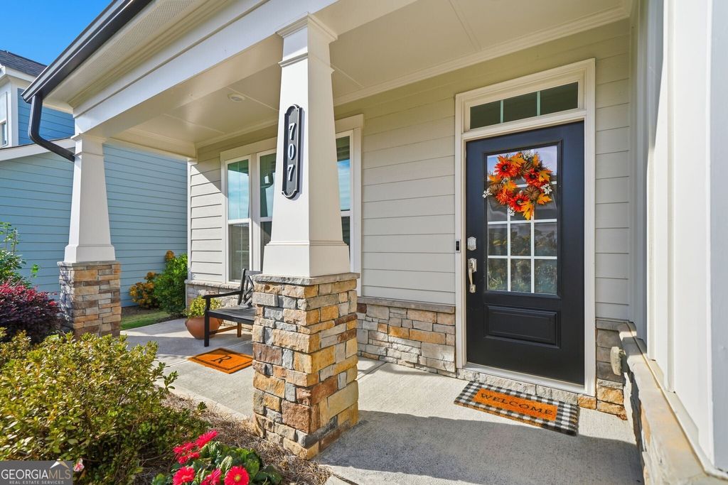 Photo of 707 Evergreen Lane, Canton, GA 30114 (MLS # 10698242)