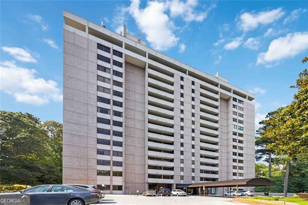 Photo of 3530 Piedmont Road NE #5A, Atlanta, GA 30305 (MLS # 10656145)