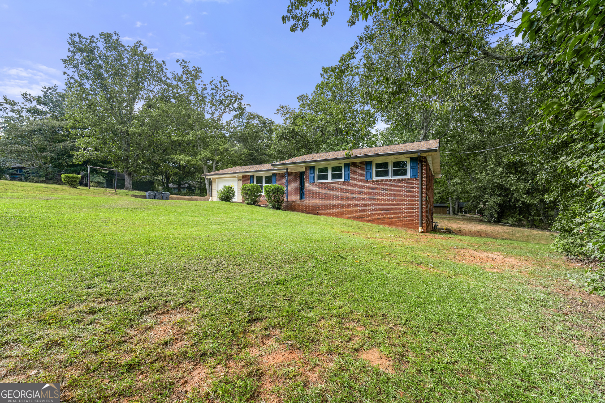 2921 Hill Cicle