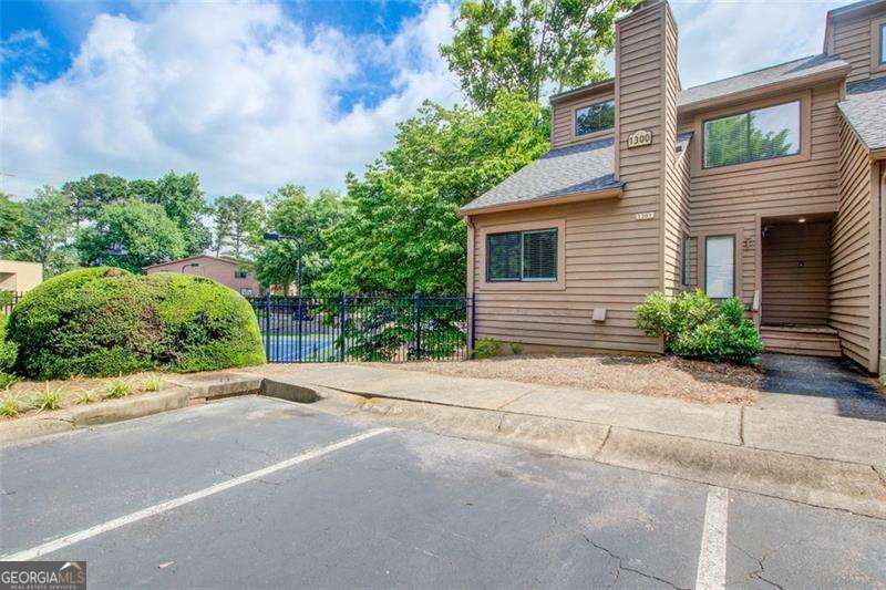 Parkaire Crossing - Residential