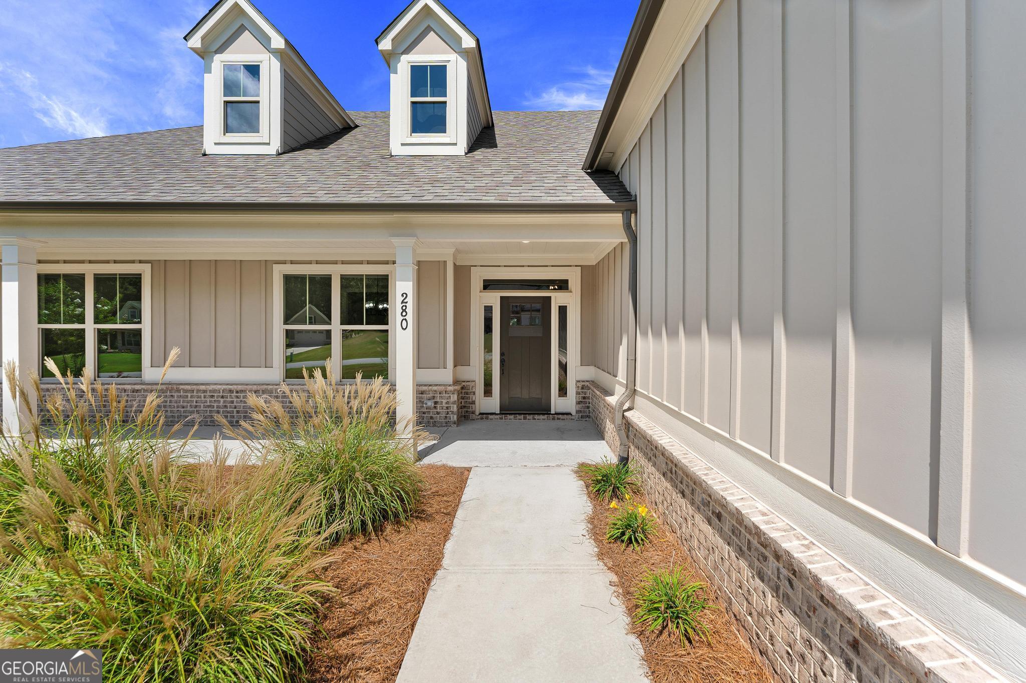 280 Camden Loop