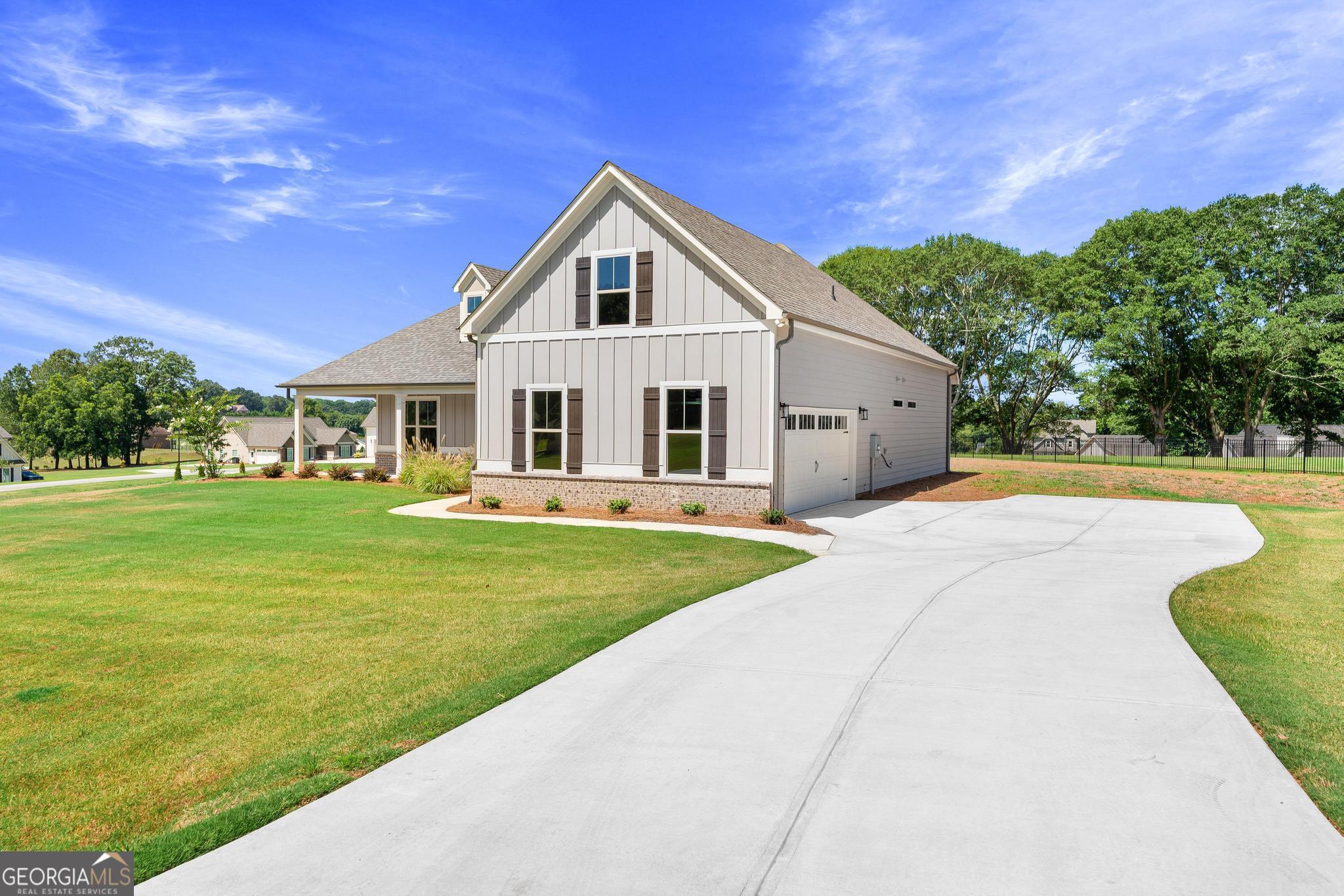 280 Camden Loop