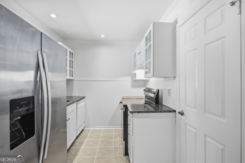 Photo of 132 Old Ferry Way, Roswell, GA 30076 (MLS # 10834808)