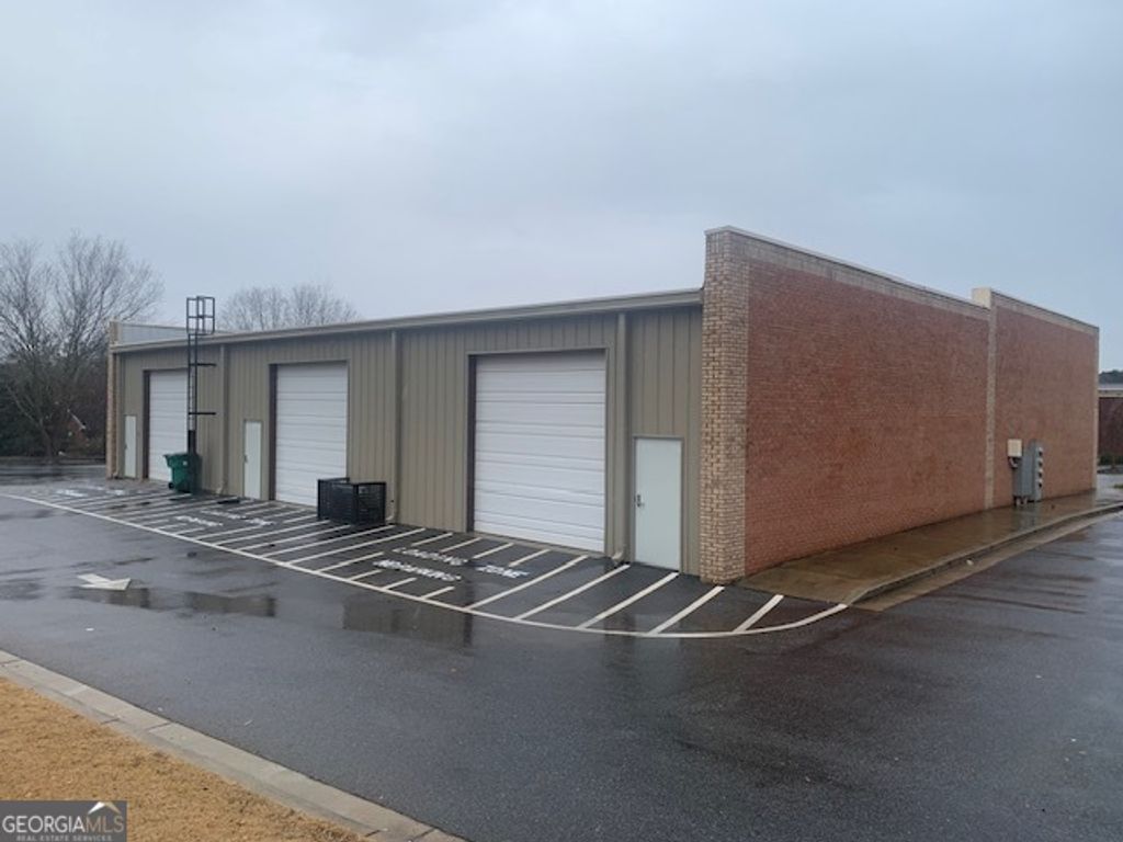 Photo of 435 Loganville Highway #200, Winder, GA 30680 (MLS # 10650406)