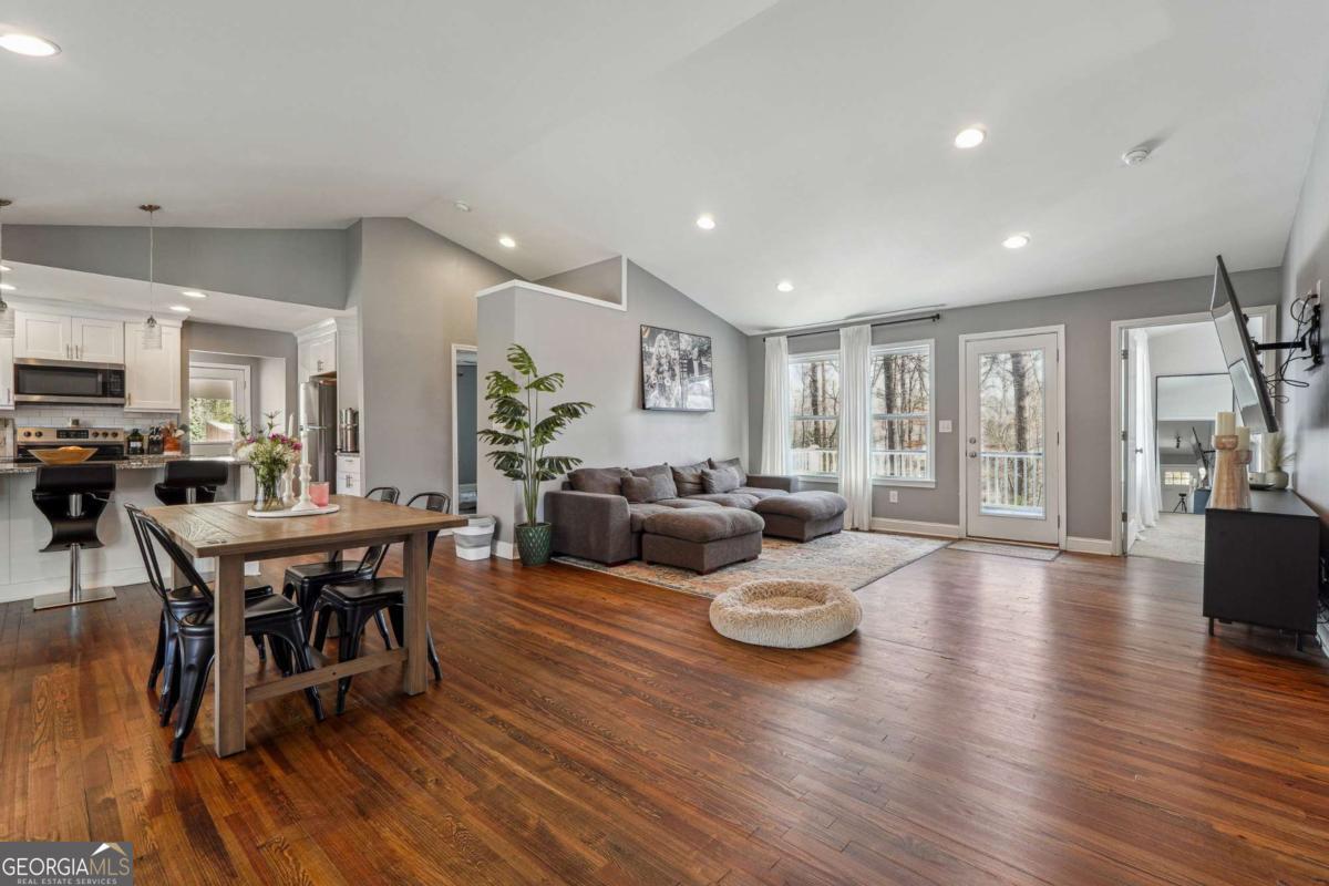 596 Frank Kirk RD NW