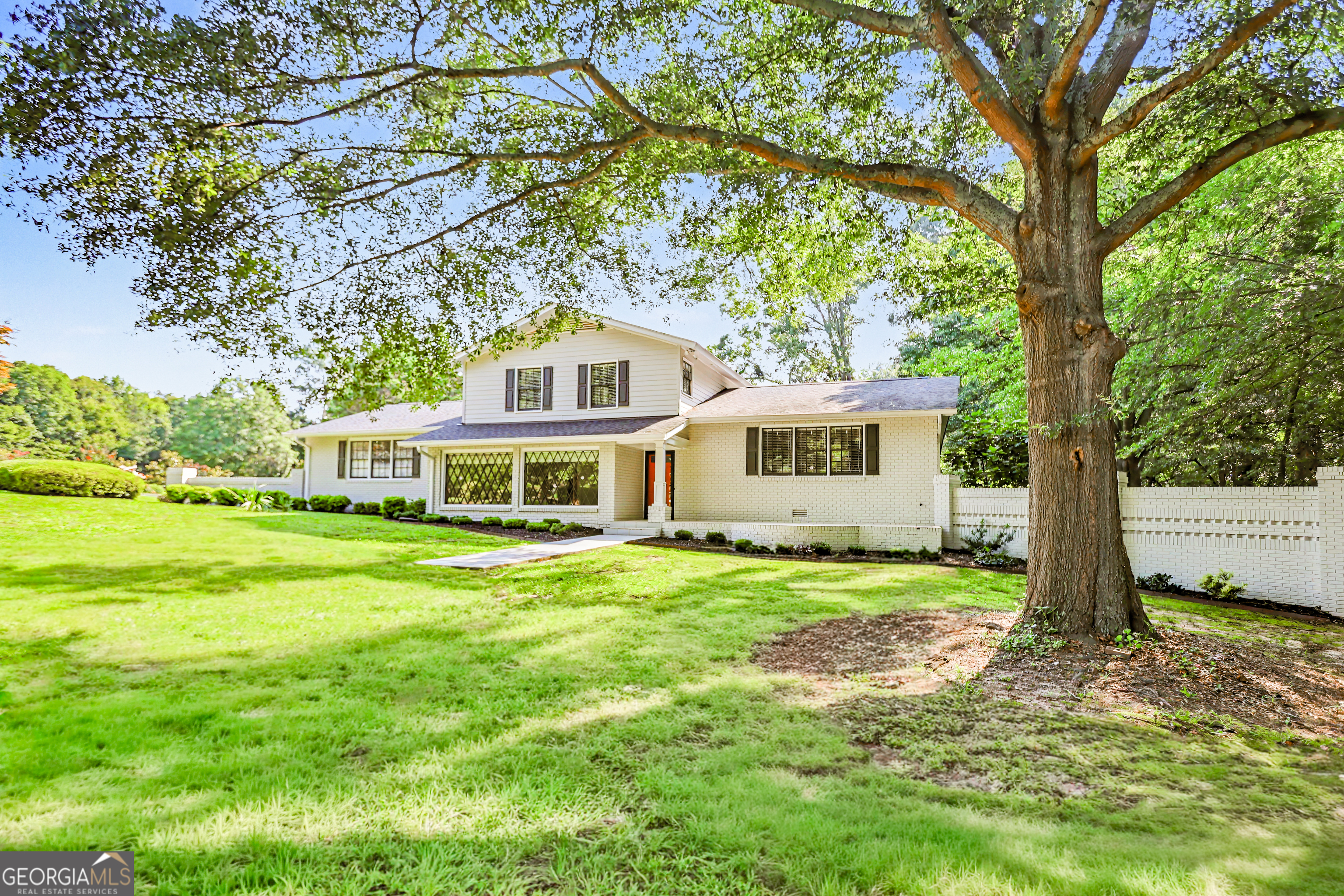 235 Minish Lake RD