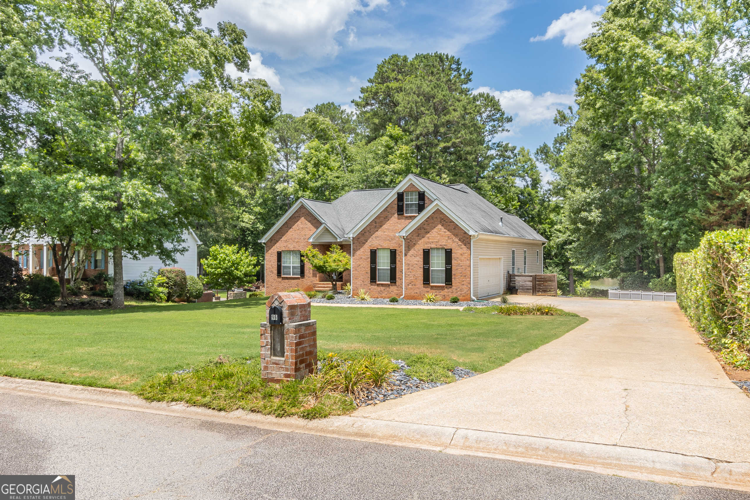 96 Princess CIR