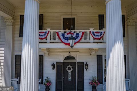 A home in Lagrange