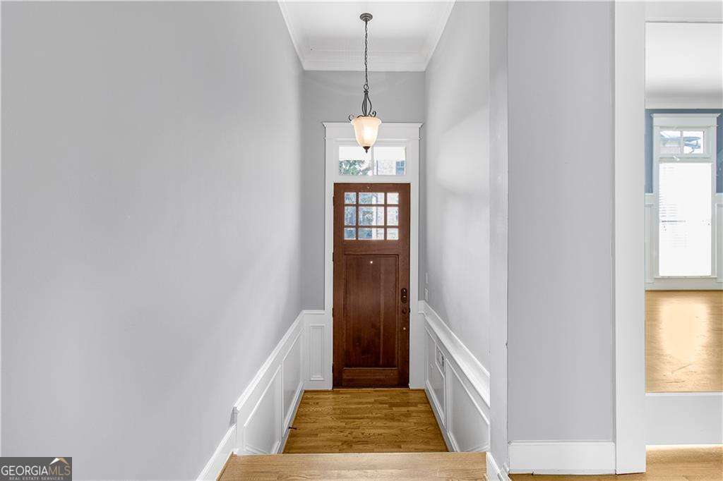 2145 W Village XING SE