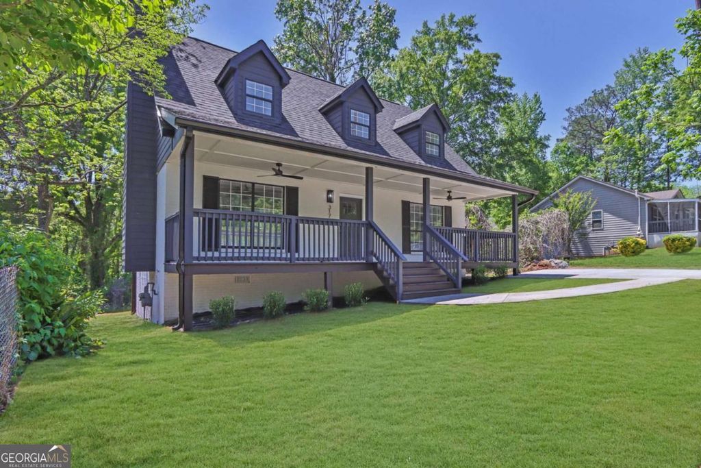 Photo of 3173 Robinson Avenue, Scottdale, GA 30079 (MLS # 10735866)