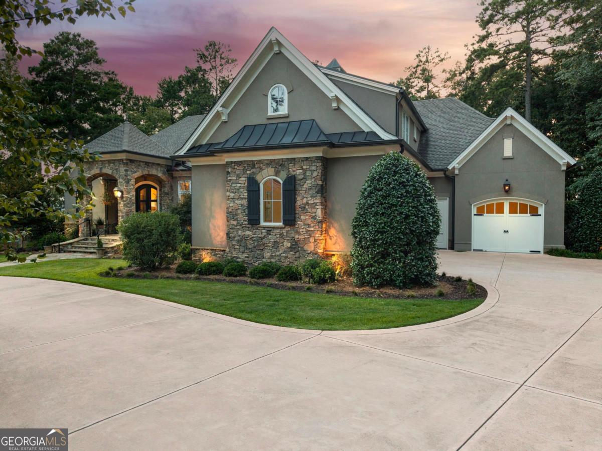 1201 Big Water CIR