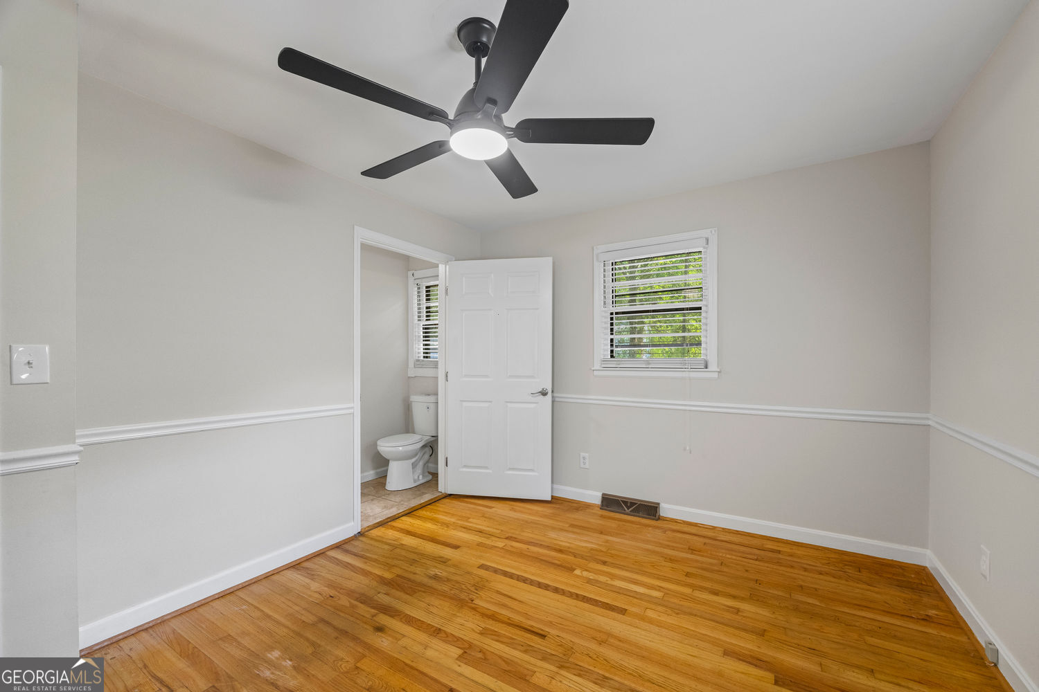 Toccoa, Georgia 30577, United States, 3 Bedrooms Bedrooms, ,2 BathroomsBathrooms,Residential,Active,205398