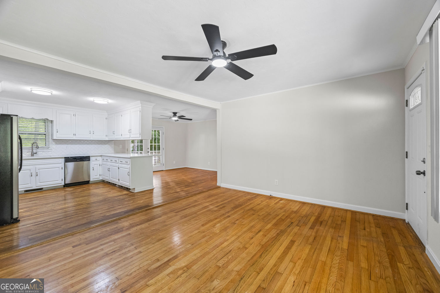 Toccoa, Georgia 30577, United States, 3 Bedrooms Bedrooms, ,2 BathroomsBathrooms,Residential,Active,205398