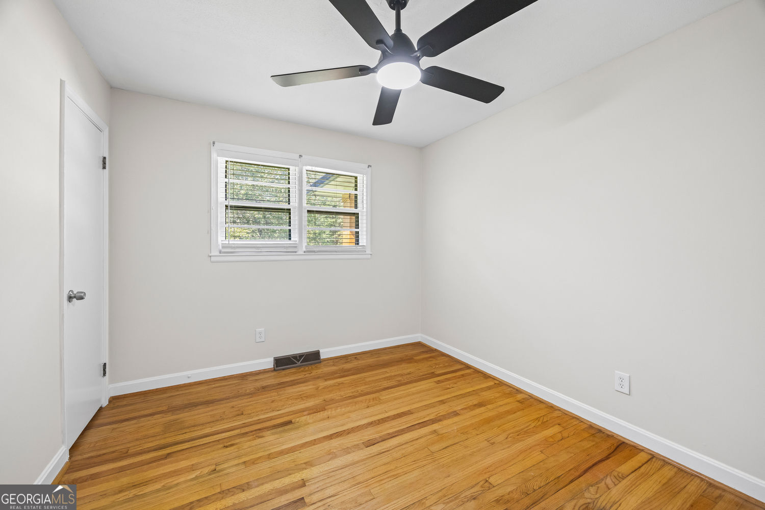 Toccoa, Georgia 30577, United States, 3 Bedrooms Bedrooms, ,2 BathroomsBathrooms,Residential,Active,205398