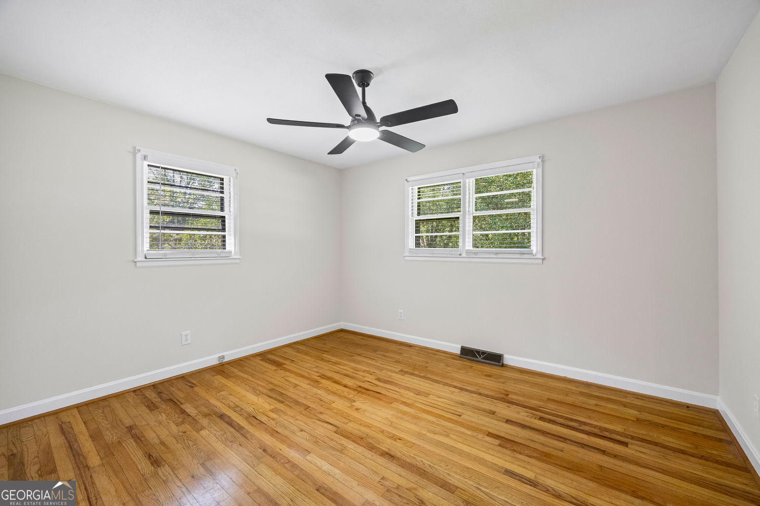 Toccoa, Georgia 30577, United States, 3 Bedrooms Bedrooms, ,2 BathroomsBathrooms,Residential,Active,205398