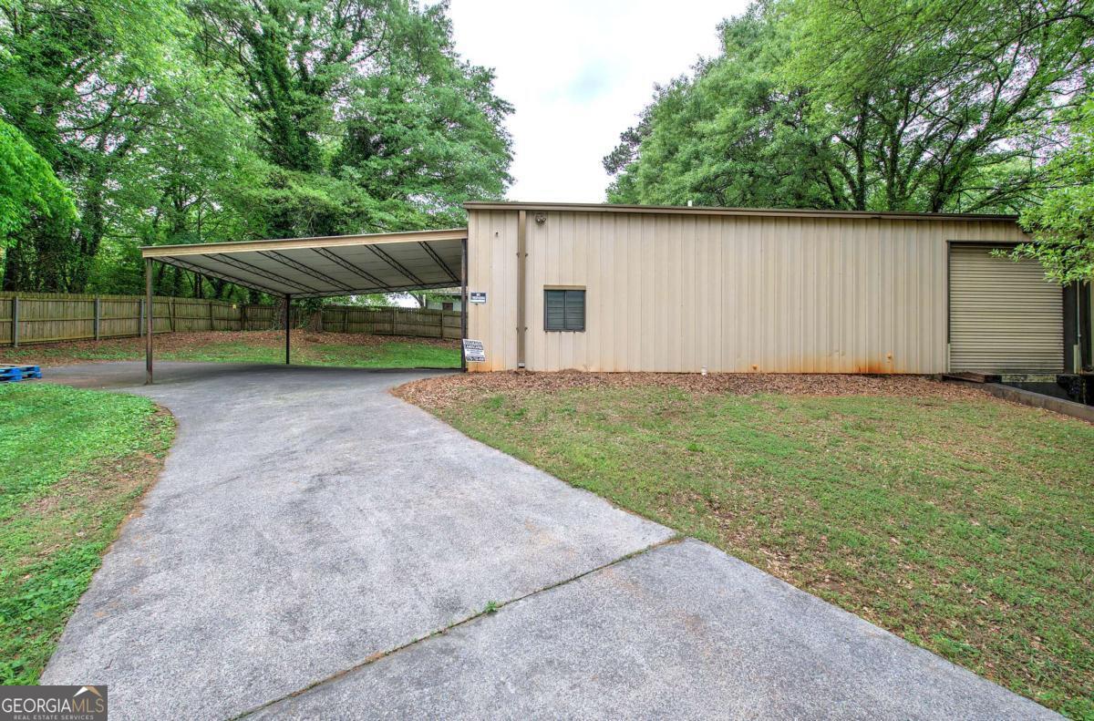 200 Rogers RD