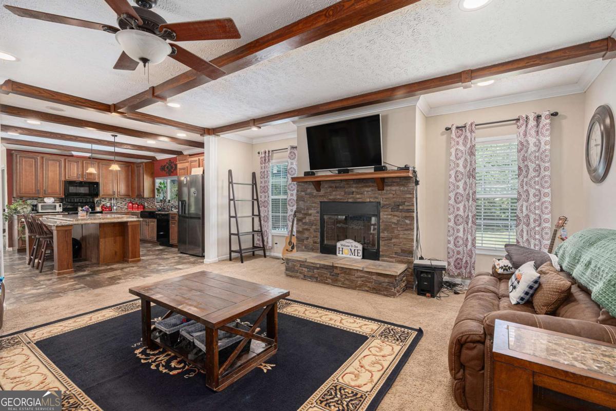 255 Wilson RD