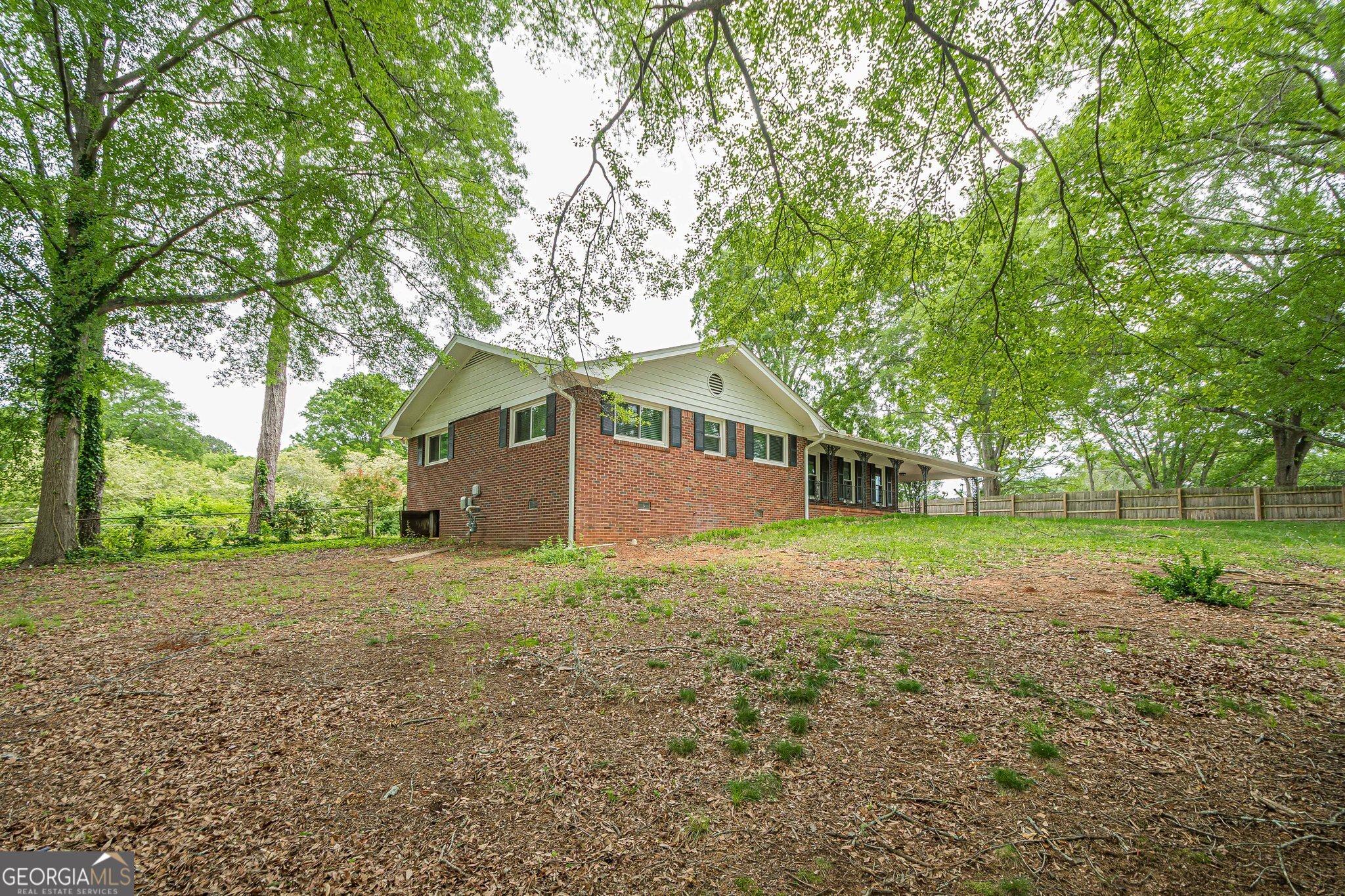 4935 Golden CIR SW