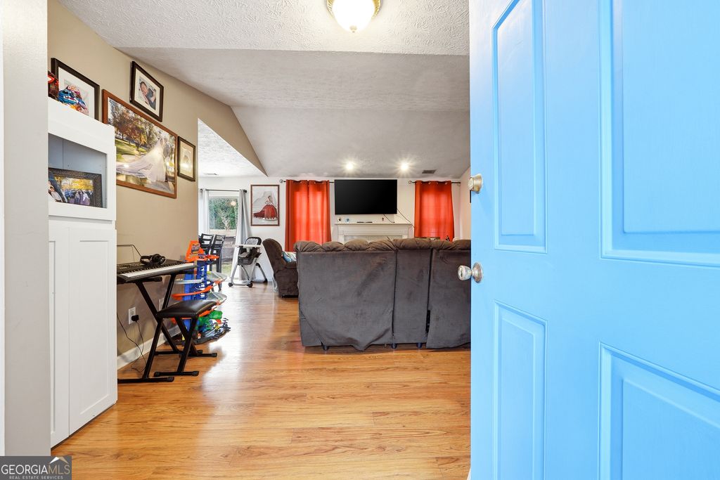 Photo of 3719 River North Drive, Gainesville, GA 30506 (MLS # 10685284)