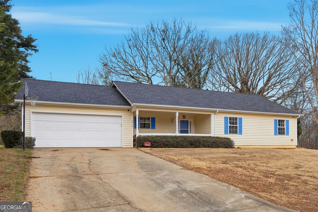 Photo of 3719 River North Drive, Gainesville, GA 30506 (MLS # 10685284)