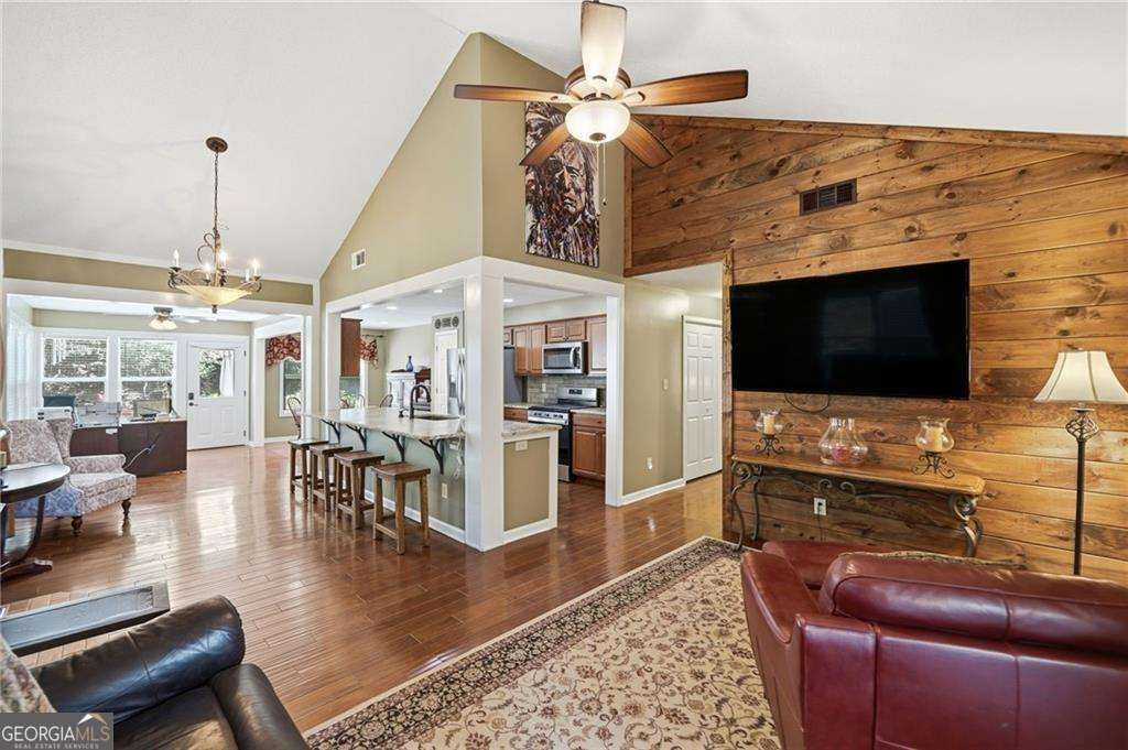 Photo of 201 Talona Lake Terrace, Ellijay, GA 30536 (MLS # 10679347)