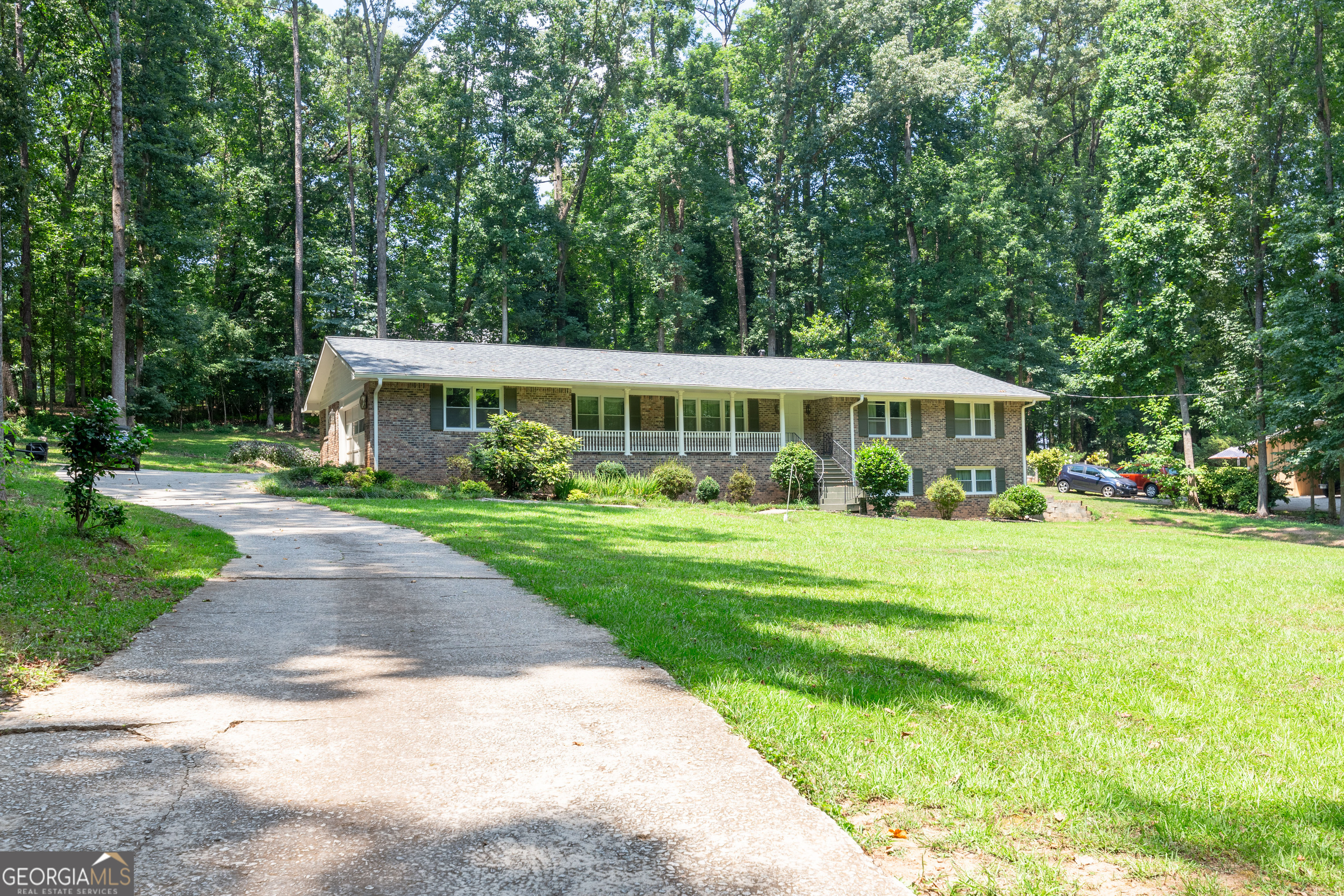 1976 Emerald DR