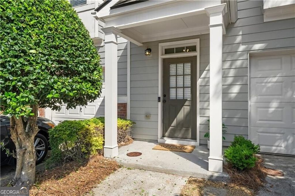 Photo of 1766 Oakbrook Lane NW #9, Kennesaw, GA 30152 (MLS # 10735921)
