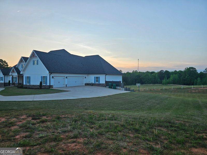 433 Clover DR