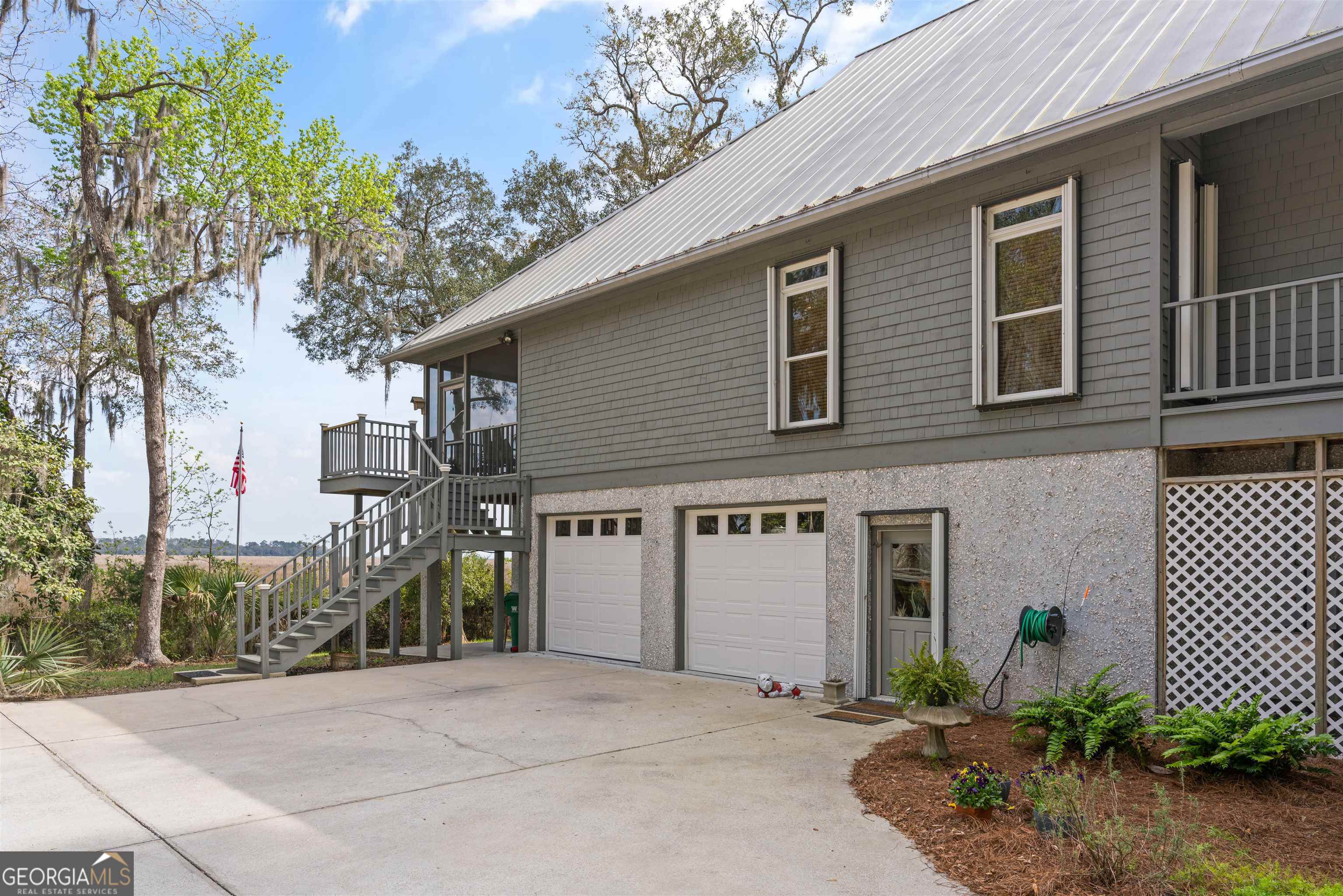 Black Island - Residential
