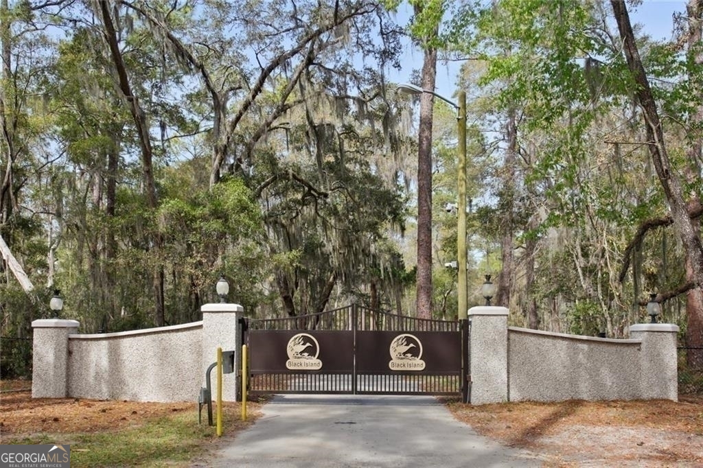 Black Island - Residential