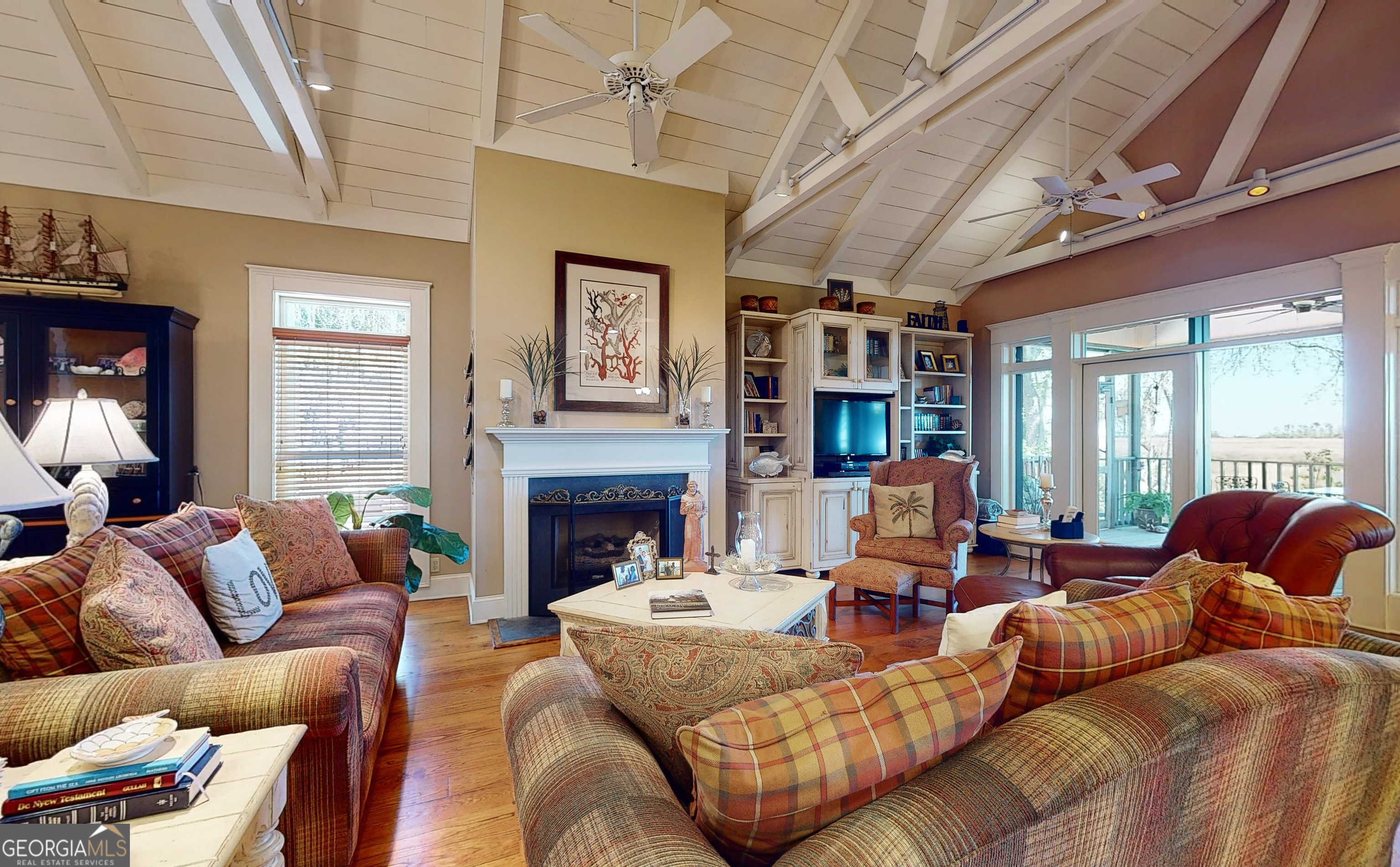 Black Island - Residential