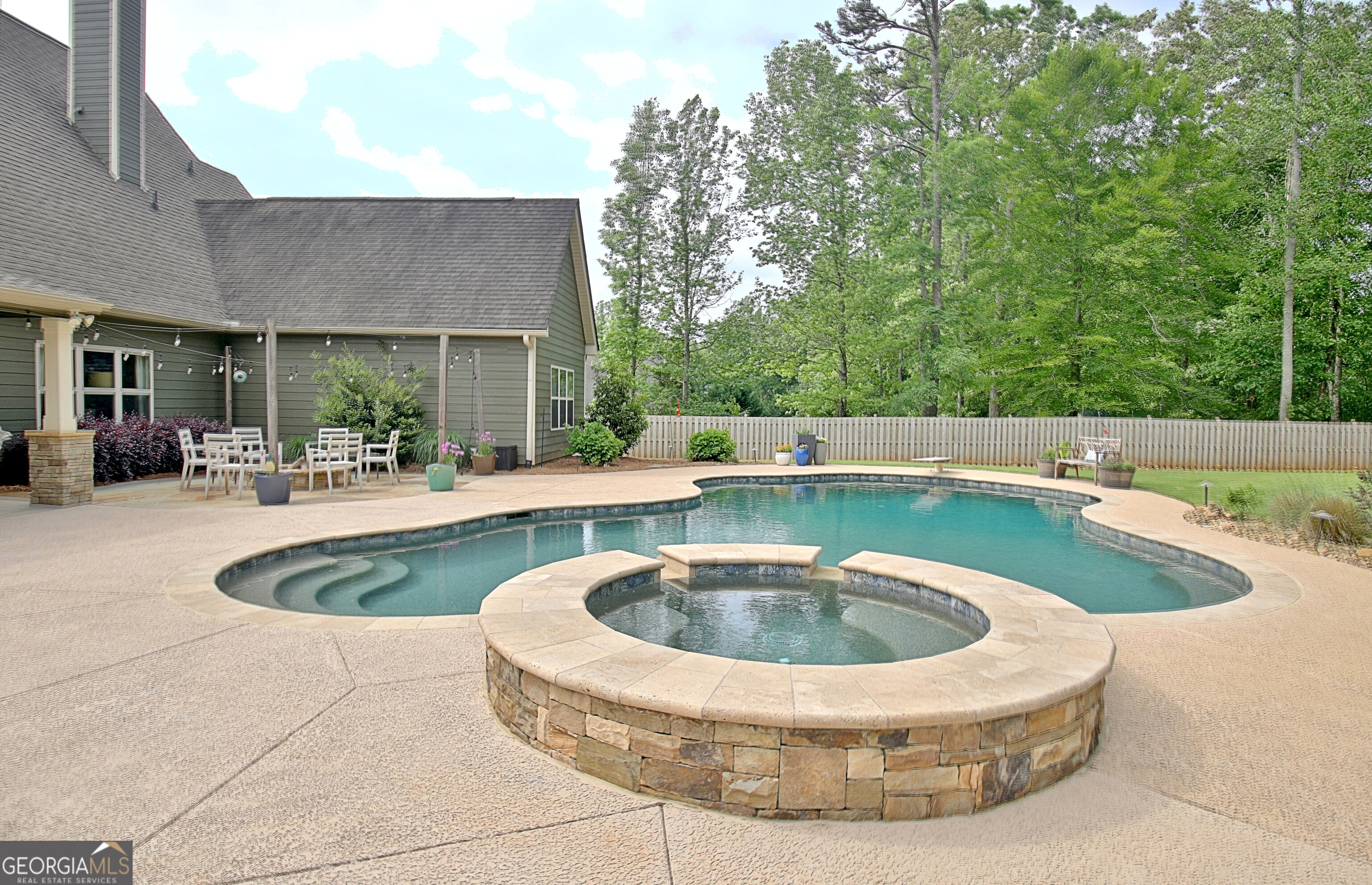 45 Misty Creek CV