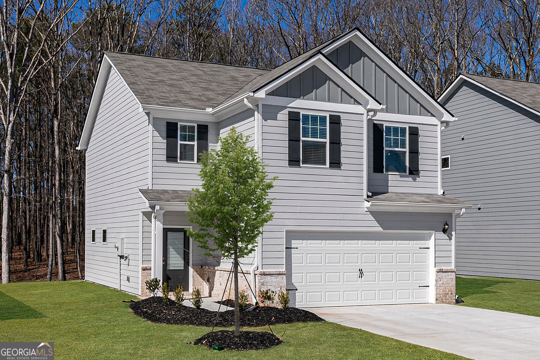 306 Collins PL