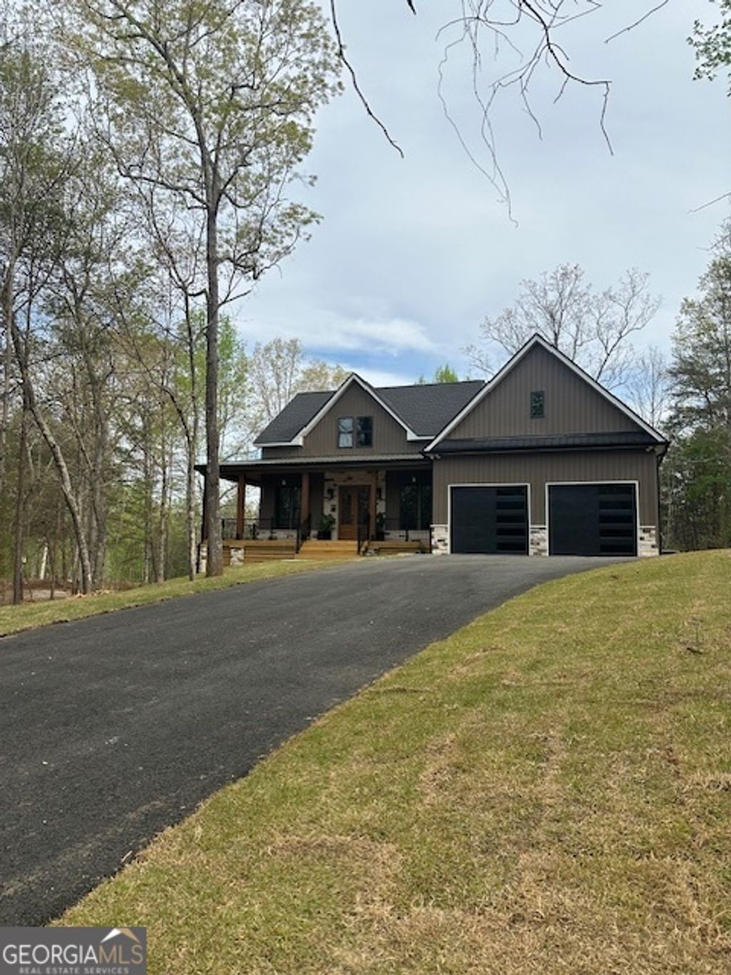 Photo of 1050 Rainbow Circle, Cleveland, GA 30528 (MLS # 10731340)