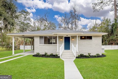 2105 Saint Johns AVE Savannah GA 31404