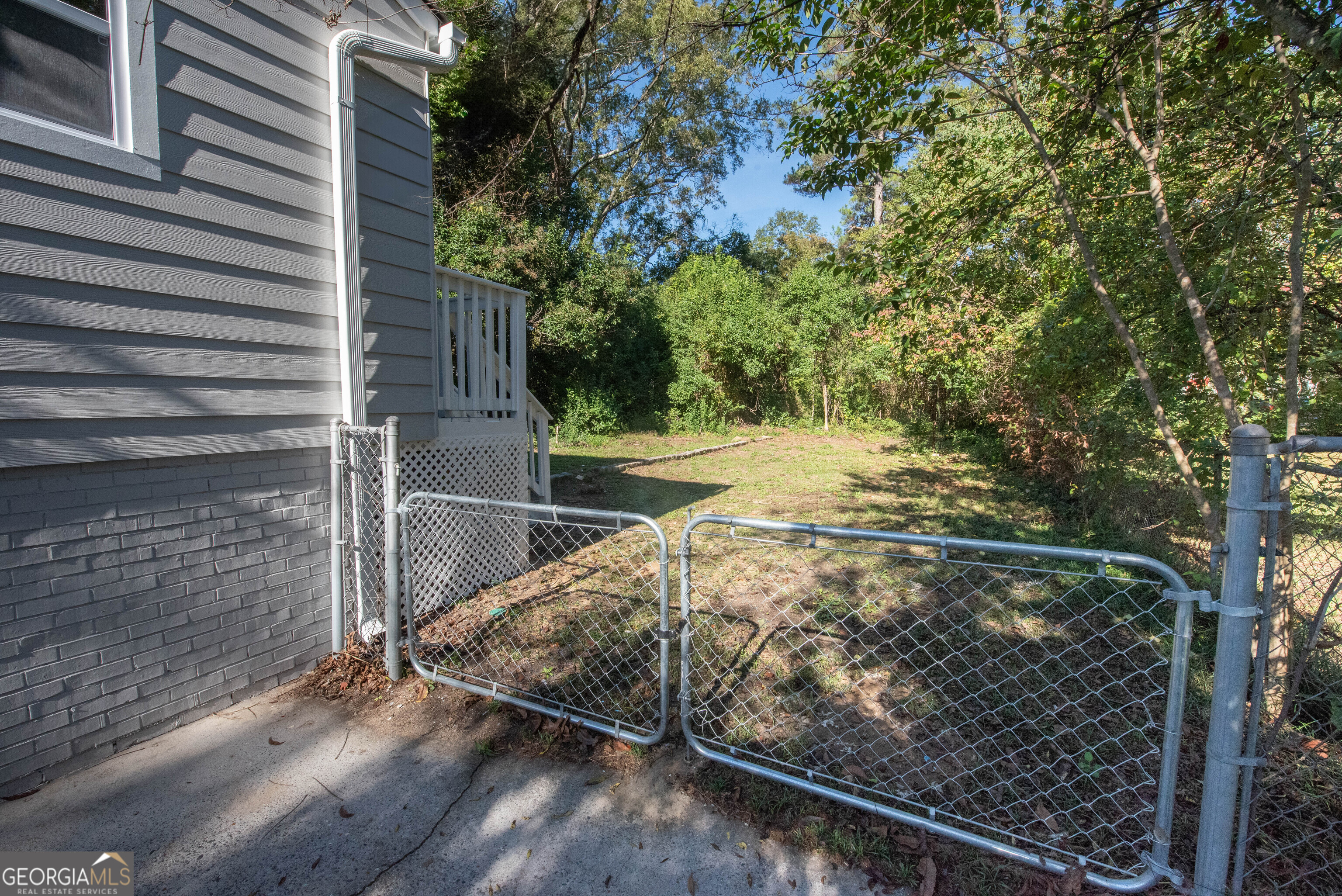 3482 Austin AVE
