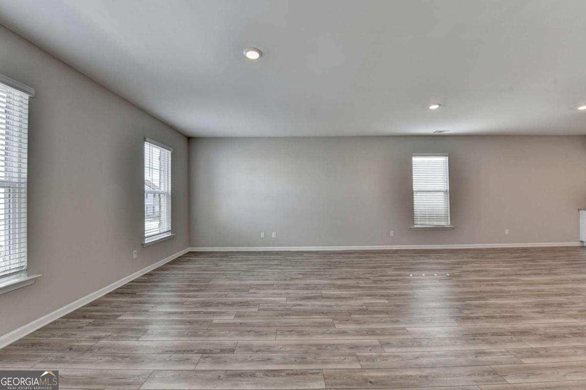 4335 Magpie DR