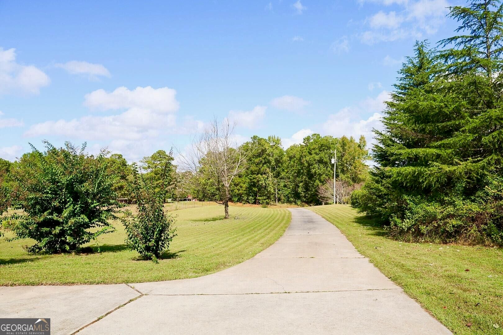 2454 Adams RD