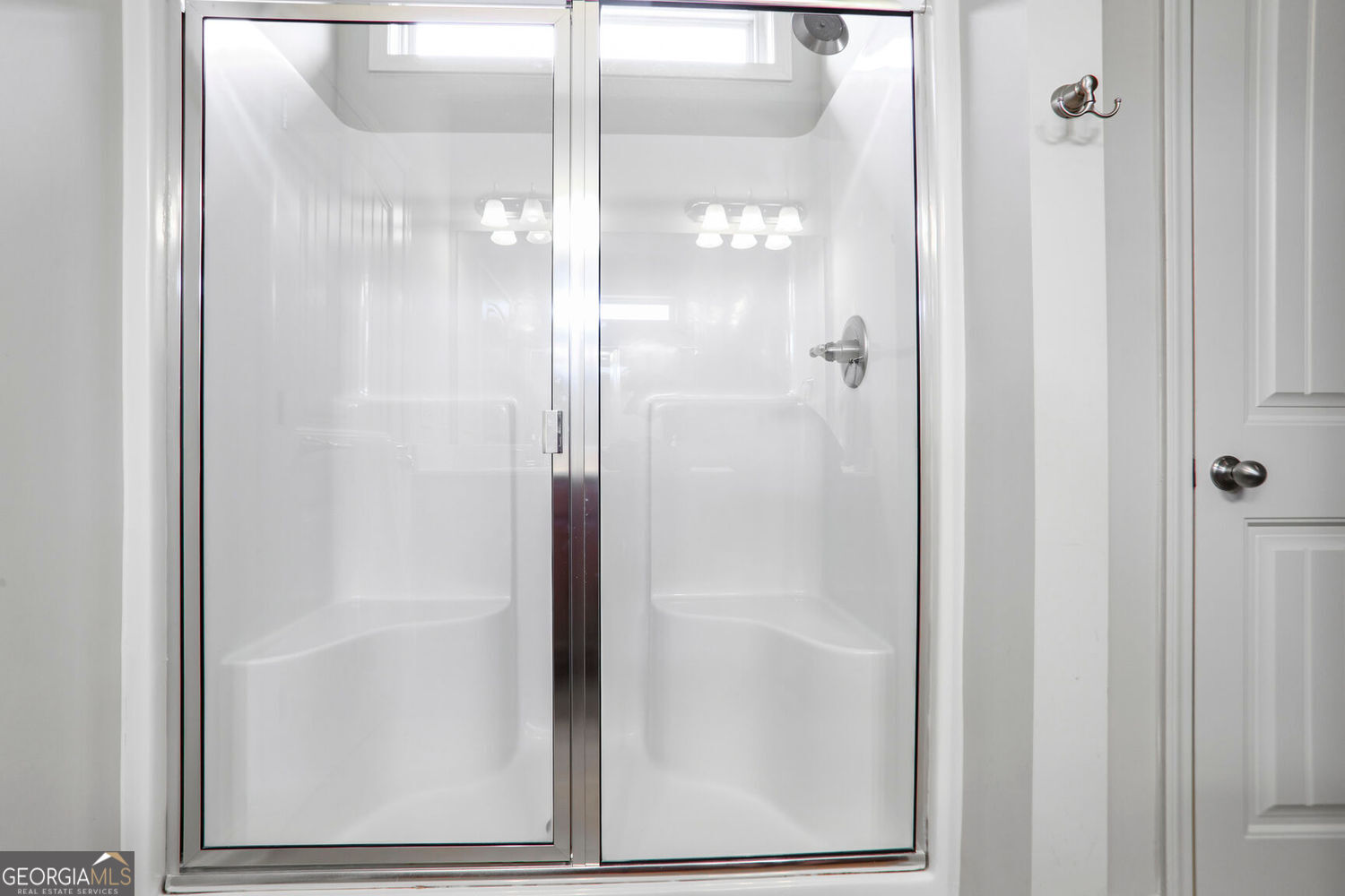 Cumming, Georgia 30040, United States, 3 Bedrooms Bedrooms, ,2 BathroomsBathrooms,Residential,Pending,126513