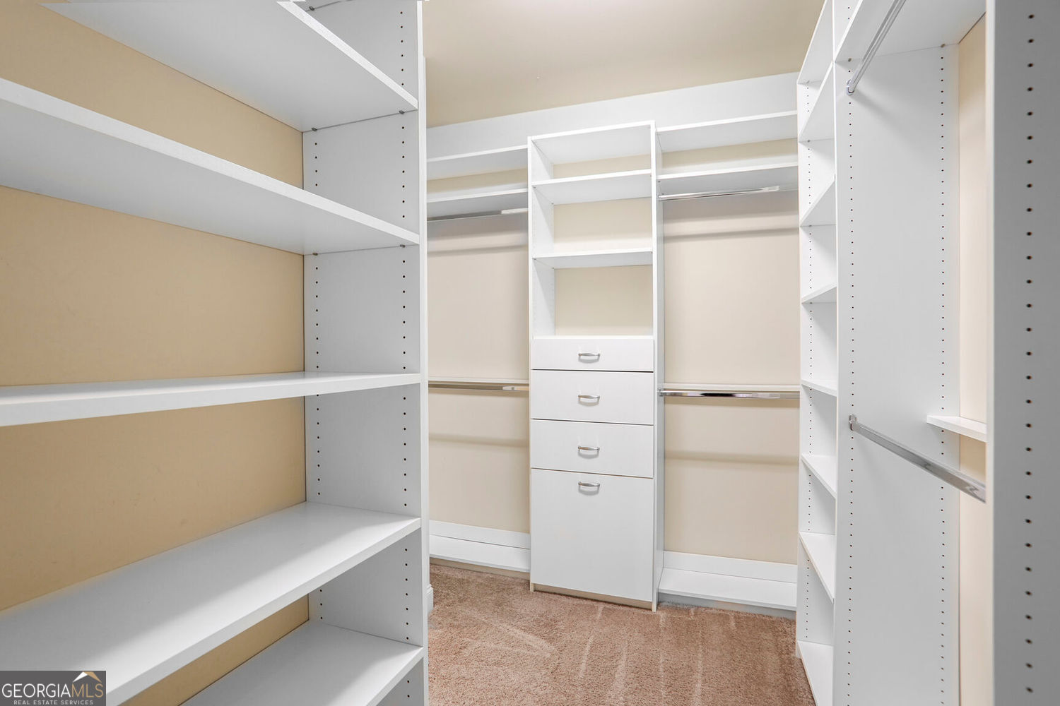 Cumming, Georgia 30040, United States, 3 Bedrooms Bedrooms, ,2 BathroomsBathrooms,Residential,Pending,126513